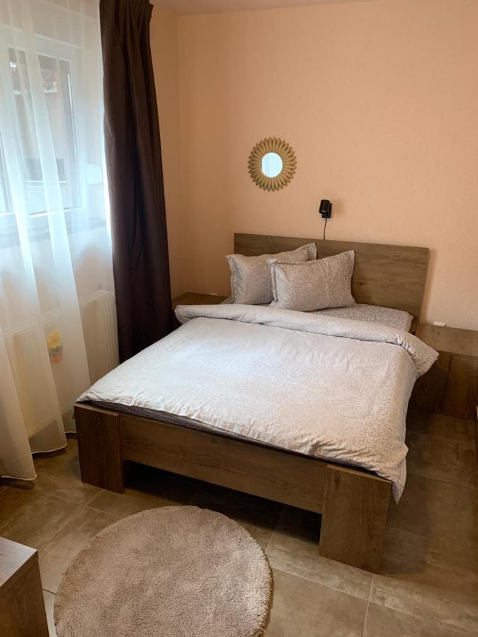 Braun Residence Săcele Exteriör bild